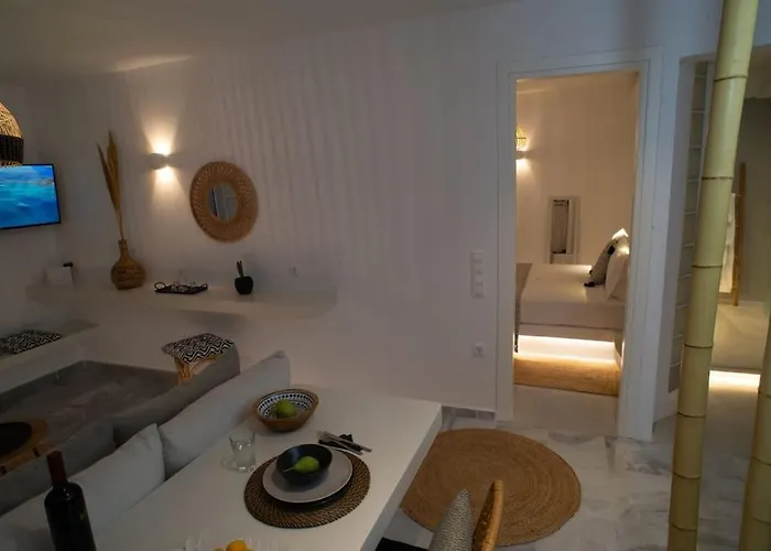 Semesterbostad Tinion Fos