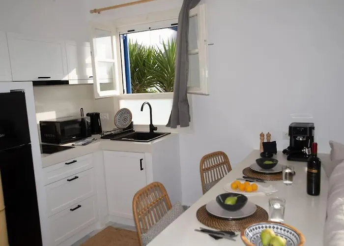 Semesterbostad Tinion Fos Tínos