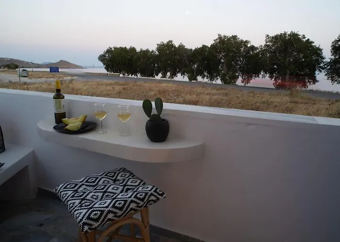 Semesterbostad Tinion Fos