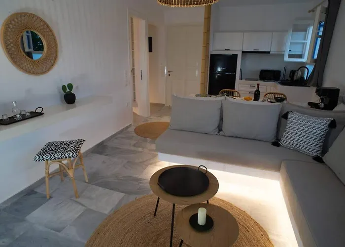 Tinion Fos Semesterbostad